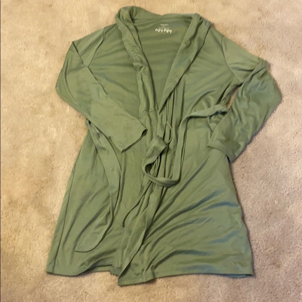 Gilligan & O’Malley robe